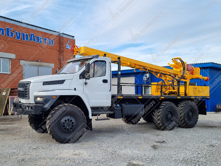 Буровая установка УРБ-2А2 на шасси УРАЛ NEXT