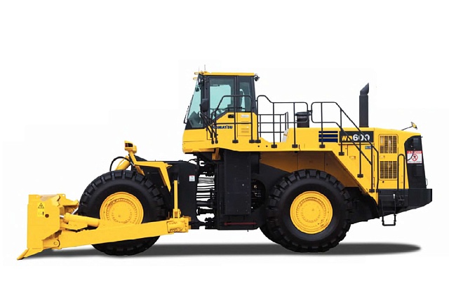 Колесный бульдозер Komatsu WD900-3
